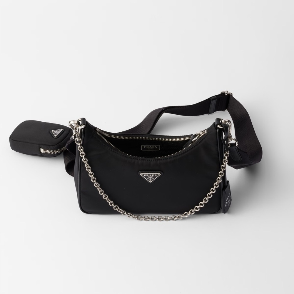 Black Prada Re-Edition 2005 Shoulder Bag - Picture 2 of 16